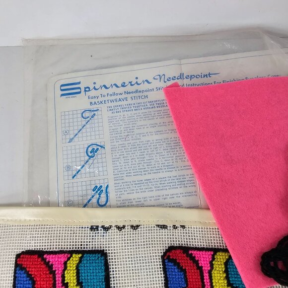 Vintage Spinnerin Needlepoint Eyeglass Case Kit Completed Ready To Put Together - Picture 3 of 8